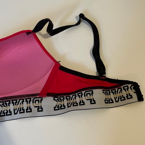 PINK VS Wear Everywhere Lightly Lined Wireless Bra - Picture 2 of 5